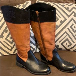 VINCE CAMUTO RIDING BOOTS